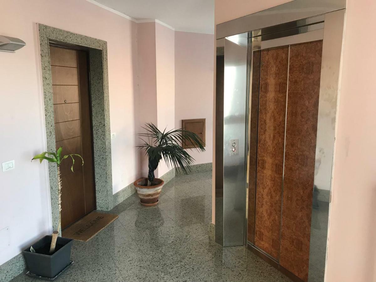 MaMà Apartment Lecce Ngoại thất bức ảnh